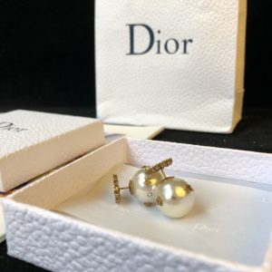 Dior Earrings - Image 8