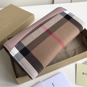 Burberry Wallet - Image 3