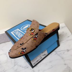 Gucci Princetown Leather Slippers - Image 9