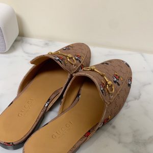 Gucci Princetown Leather Slippers - Image 5