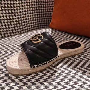 Gucci slippers - Image 3