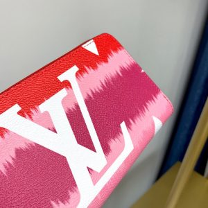 Louis Vuitton Escale Wallet - Image 6
