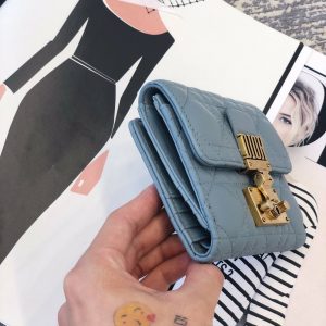 DIOR ADDICT - Image 5