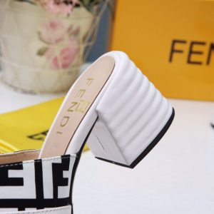 Fendi sandals - Image 4