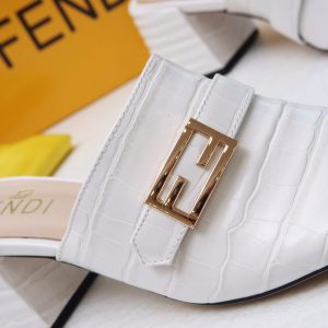 Fendi sandals - Image 4