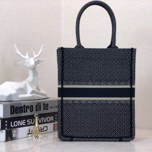 DIOR BOOK TOTE - Image 9