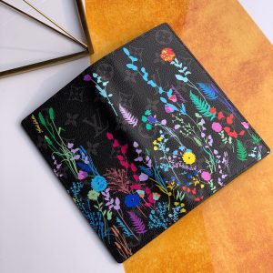 Louis Vuitton Wallet - Image 4