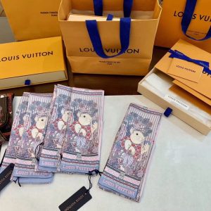 Louis Vuitton Scarf - Image 9