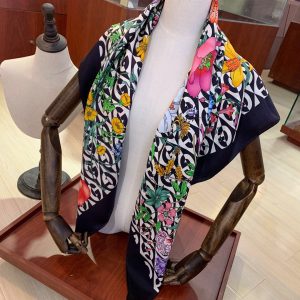 Gucci Scarf - Image 3