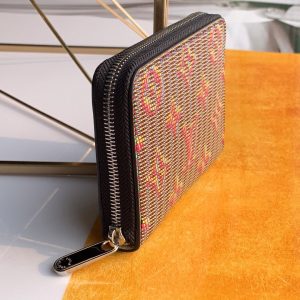 Louis Vuitton Wallet - Image 6