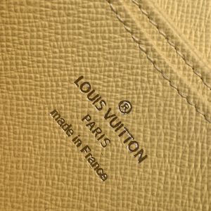 Louis Vuitton Wallet - Image 4