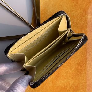 Louis Vuitton Wallet - Image 3