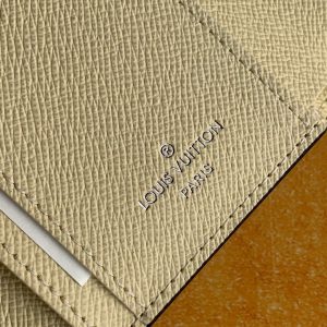 Louis Vuitton Wallet - Image 6