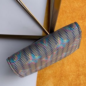 Louis Vuitton Wallet - Image 5