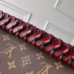 Louis Vuitton BEAUBOURG HOBO - Image 5