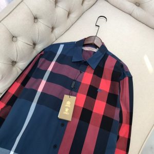 Burberry T-shirts - Image 9