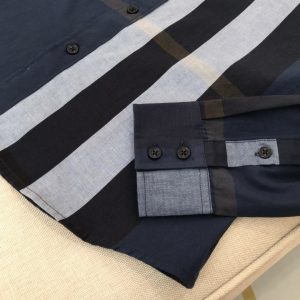 Burberry T-shirts - Image 5