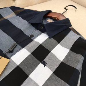 Burberry T-shirts - Image 4