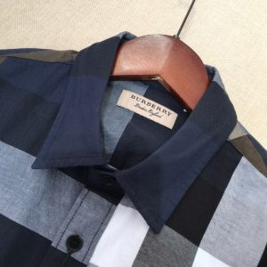 Burberry T-shirts - Image 3