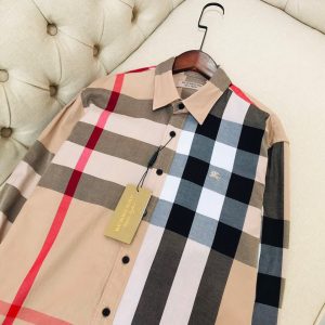 Burberry T-shirts - Image 9