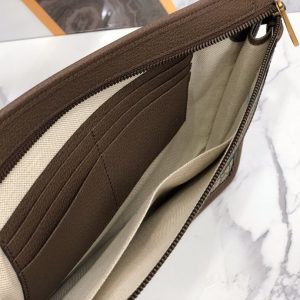 Gucci Clutch - Image 4
