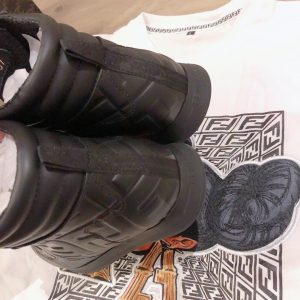 FENDI Sneakers - Image 3