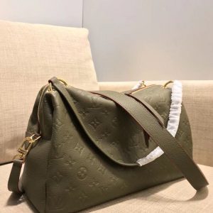 Louis Vuitton Ponthieu - Image 9