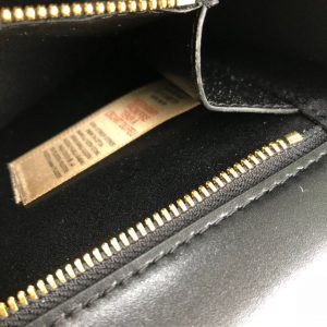 Burberry Belted Leather TB Bag - Image 3