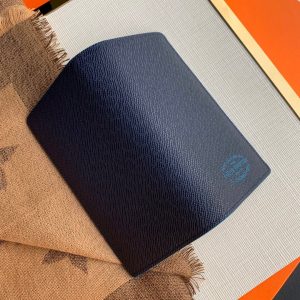 Louis Vuitton Wallet - Image 8