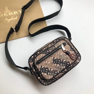 Burberry Camera Bag - Image 8
