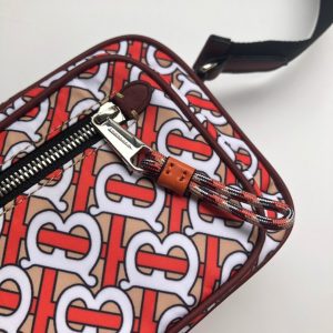 Burberry Camera Bag - Image 7