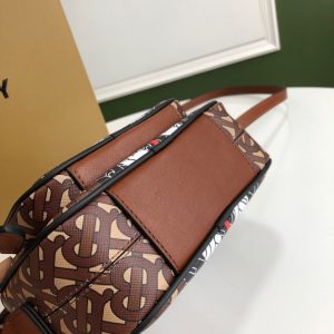 Burberry Camera Bag - Image 6
