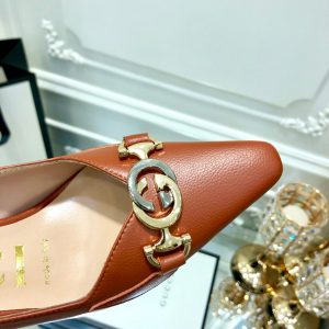 Gucci Heels - Image 5