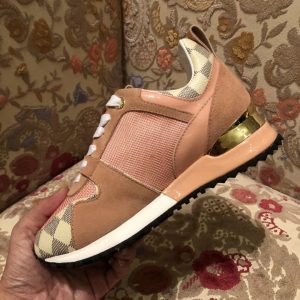 LOUIS VUITTON Run Away Sneaker - Image 4