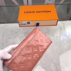 Louis Vuitton SARAH WALLET - Image 6