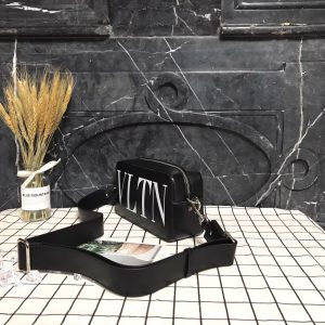 Valentino Pocket - Image 7