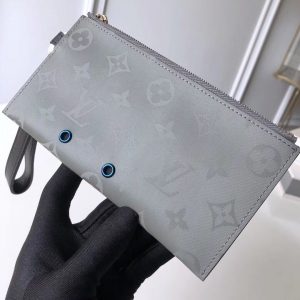 LOUIS VUITTON ALPHA POUCH - Image 7
