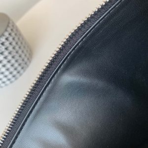 Givenchy clutch - Image 4