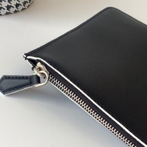 Givenchy clutch - Image 7