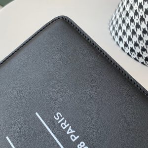 Givenchy clutch - Image 6