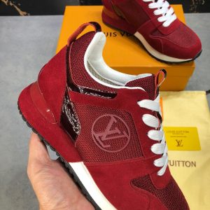 LOUIS VUITTON Run Away Sneaker - Image 5