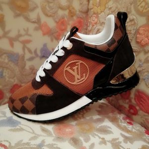 LOUIS VUITTON Run Away Sneaker - Image 9