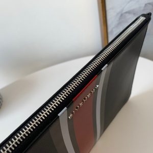 Givenchy clutch - Image 3