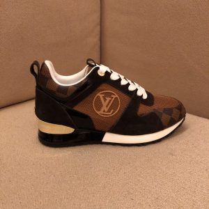 LOUIS VUITTON Run Away Sneaker - Image 5