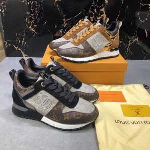 LOUIS VUITTON Run Away Sneaker - Image 7