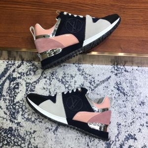 LOUIS VUITTON Run Away Sneaker - Image 6