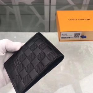 Louis Vuitton Wallet - Image 4