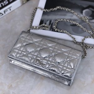 Dior Shoulder Bag - Image 6