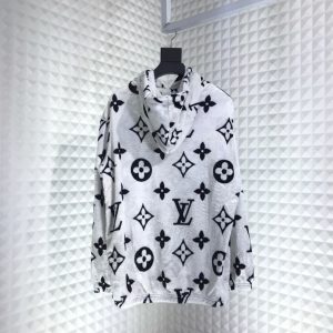 Louis Vuitton Suit - Image 8