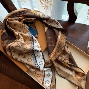 Louis Vuitton Scarf - Image 6